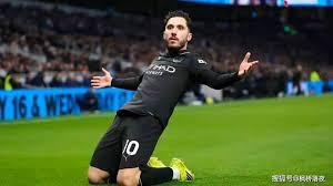 亚历克斯·罗德里奎兹完成 40-40 纪录，证明了游击手也能拥有超强力量